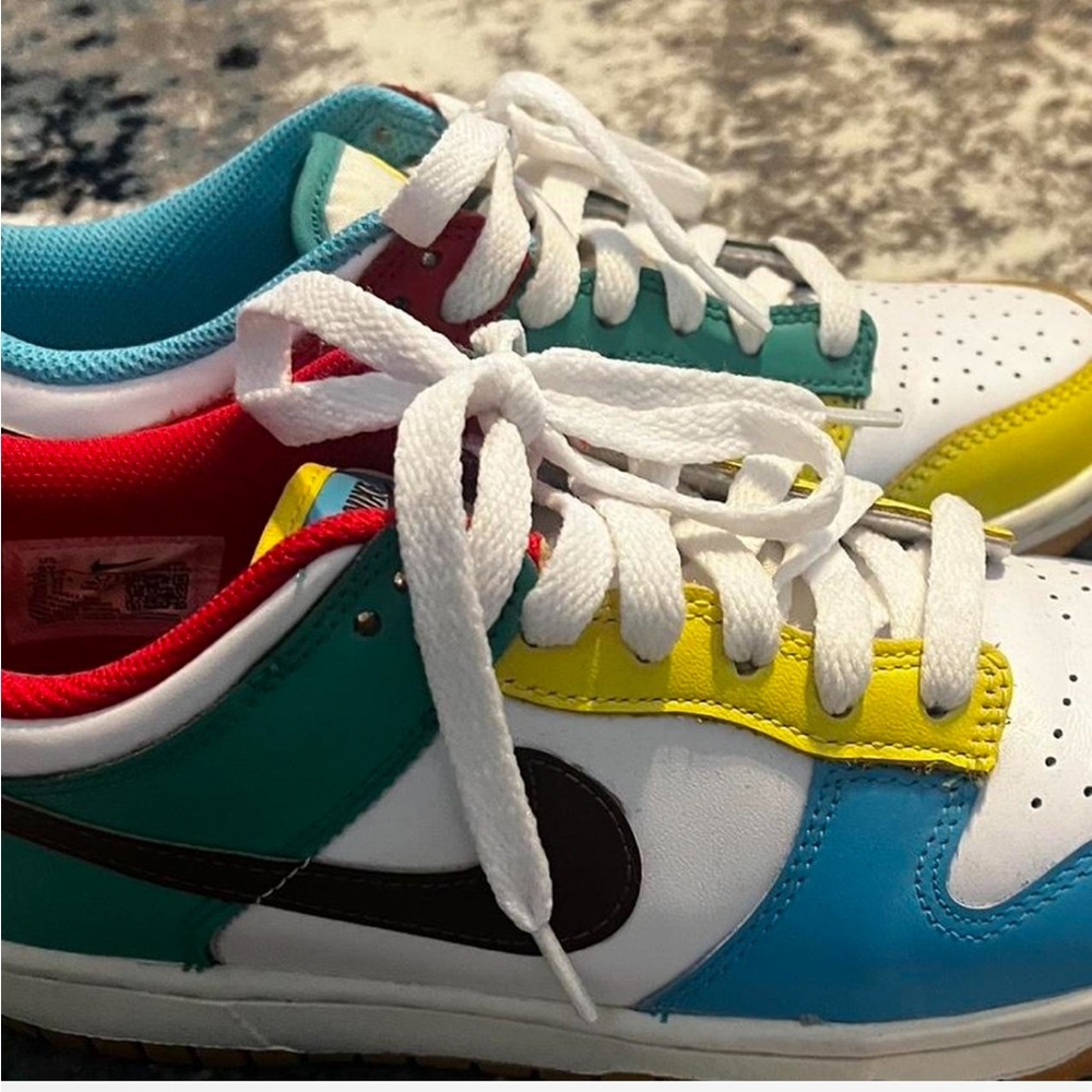 2021 Dunk Low SE GS 'Free.99 - White' - Picture 1 of 5